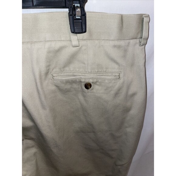 Roundtree & Yorke Golf Shorts Mens Sz 44 Khaki Chino Pockets Zip Fly Belt Loops - Picture 10 of 12